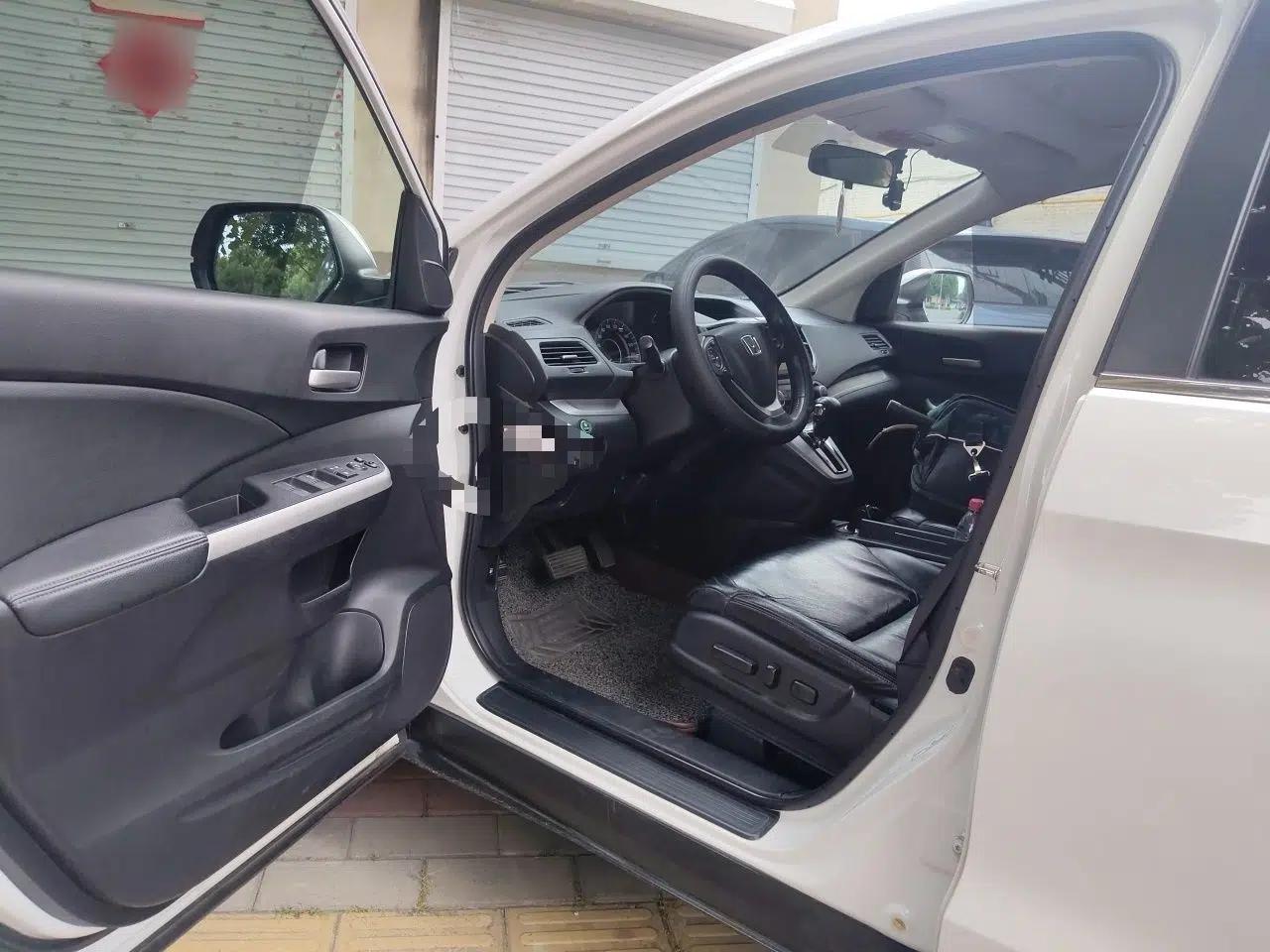 Honda CR-V 2013 2.4L two-wheel drive luxury version — миниатюра 16