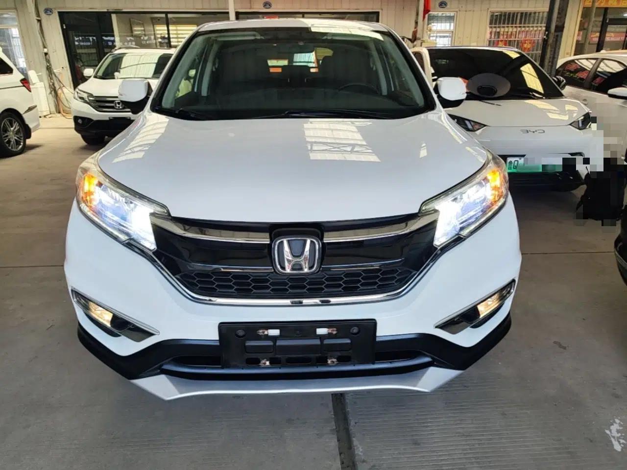 Honda CR-V 2015 2.4L two-wheel drive luxury version — миниатюра 2