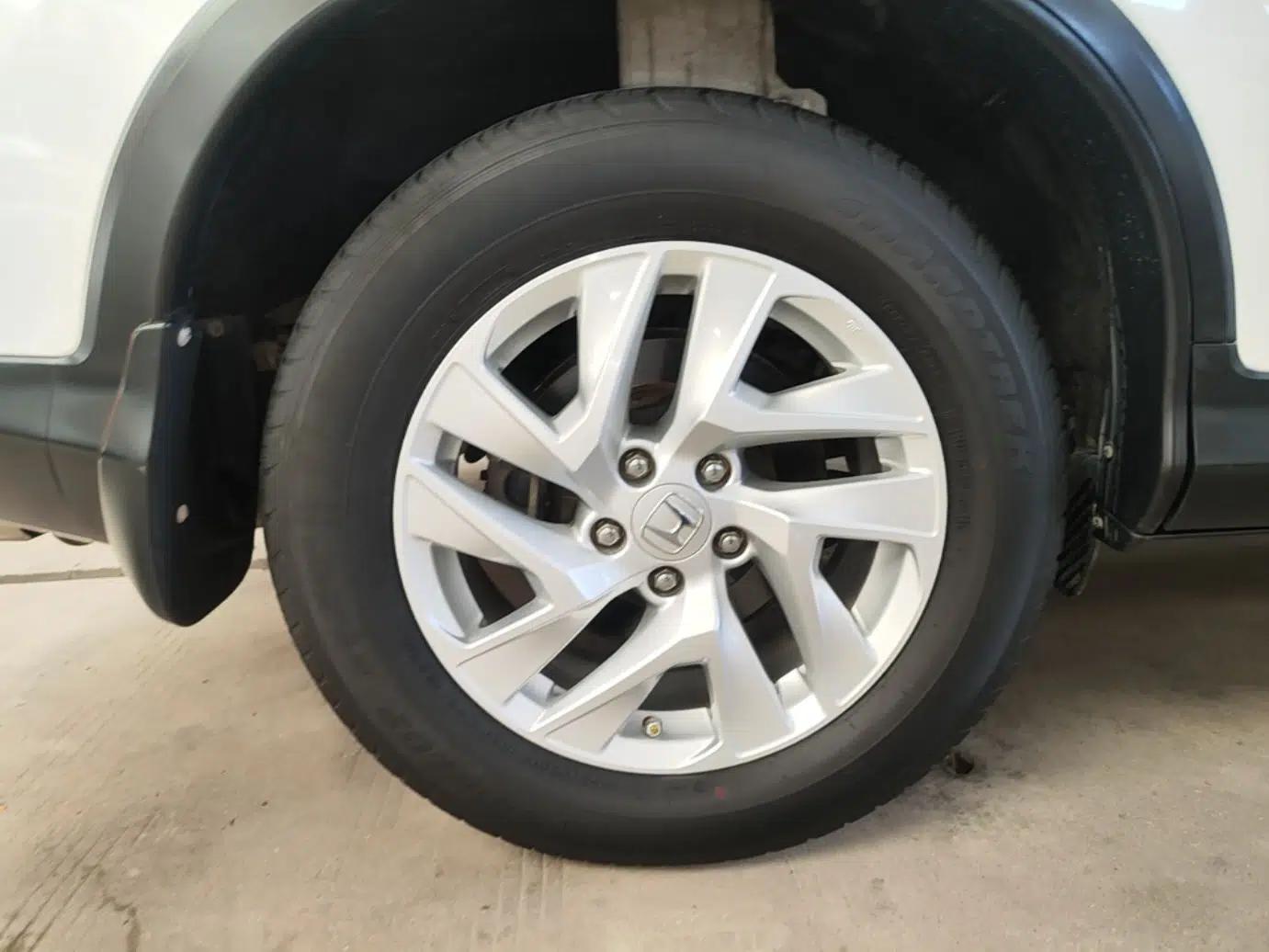 Honda CR-V 2015 2.4L two-wheel drive luxury version — миниатюра 11