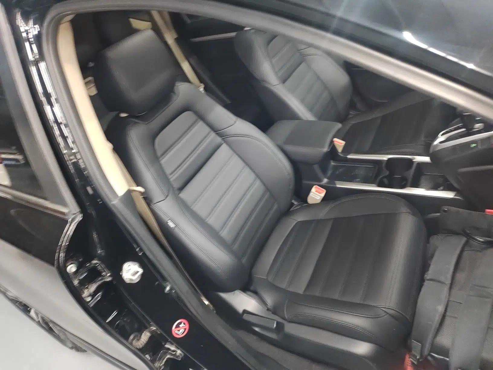 Honda CR-V 2019 240TURBO CVT 2WD Comfort Version China VI Emission Standard — миниатюра 19