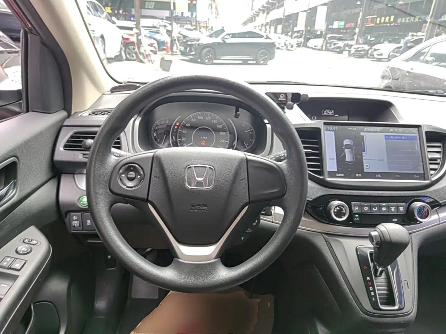 Honda CR-V 2016 2.0L two-wheel drive Urban Edition — миниатюра 25