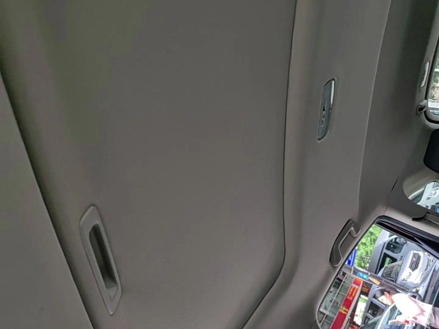 Honda CR-V 2016 2.0L two-wheel drive Urban Edition — миниатюра 33
