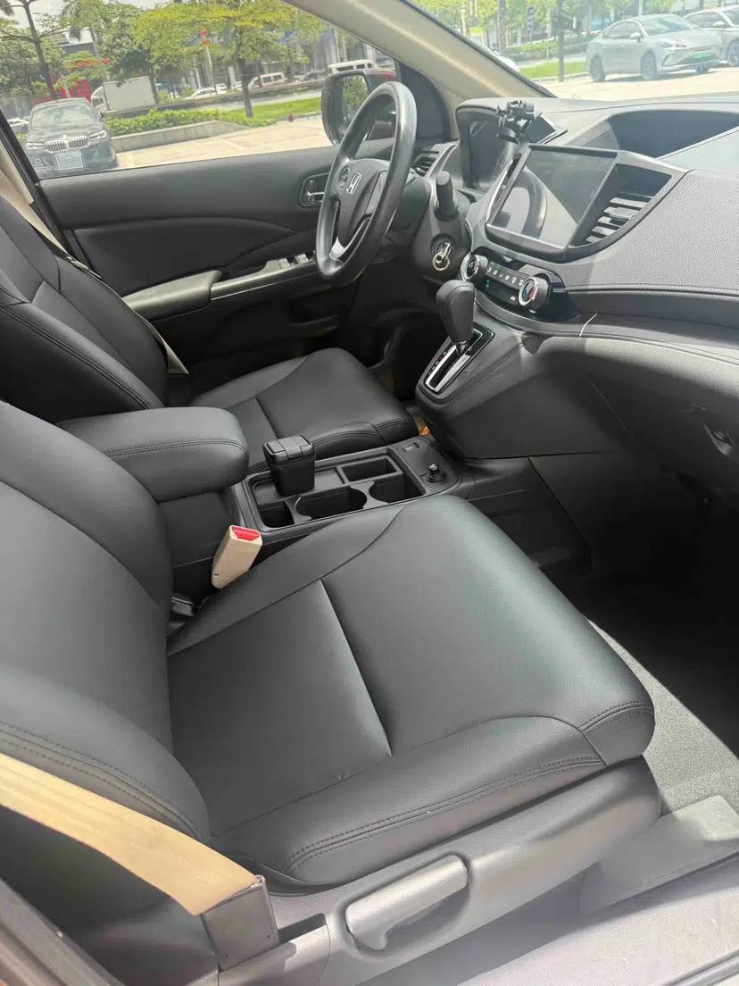 Honda CR-V 2016 2.0L two-wheel drive Urban Edition — миниатюра 42
