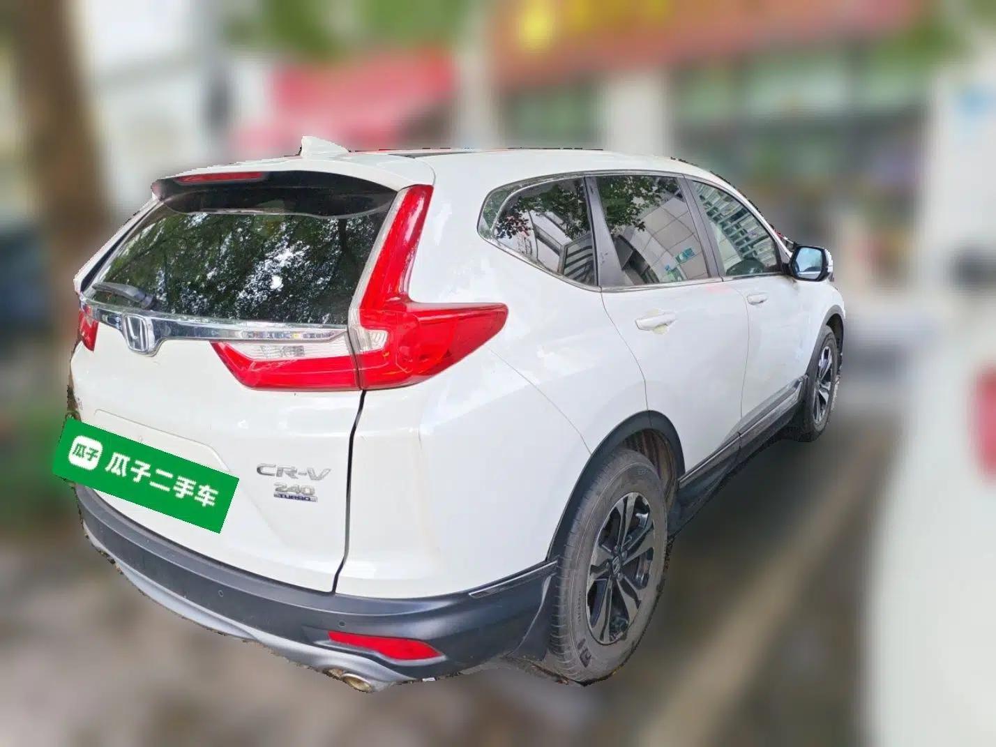 Honda CR-V 2017 240TURBO CVT Front-Wheel Drive Fashion Edition — миниатюра 6