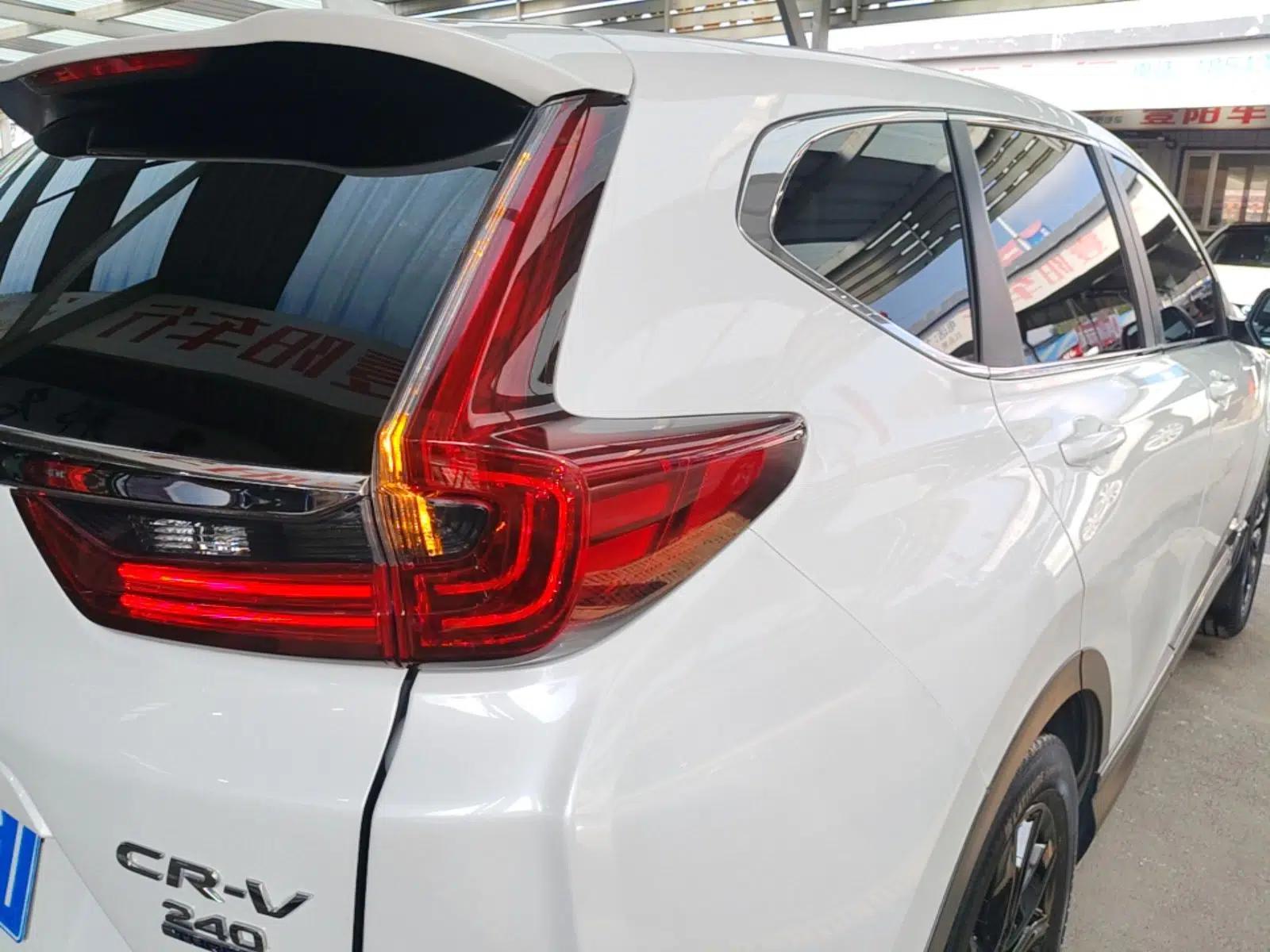 Honda CR-V 2021 240TURBO CVT 2WD Black Jazz Edition — миниатюра 9
