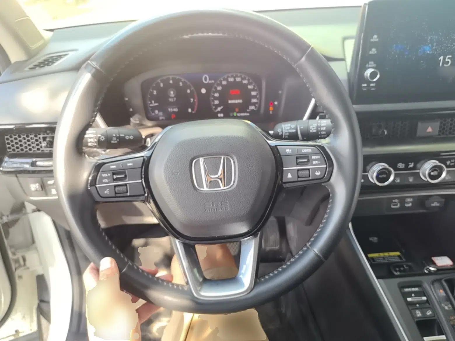 Honda CR-V 2023 240TURBO Two-Wheel Drive Deluxe Edition 7 Seats — миниатюра 18