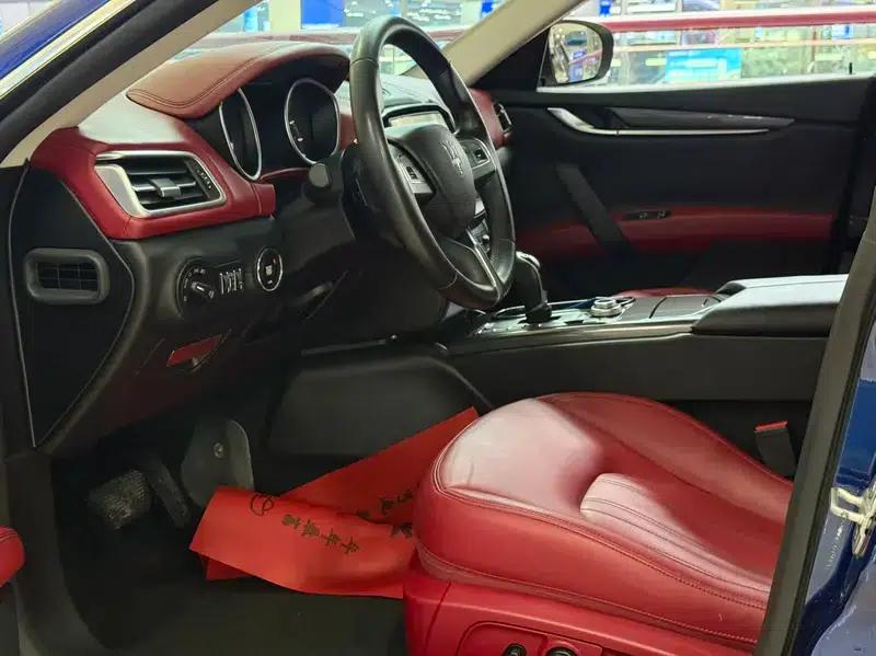 2014 Ghibli 3.0T Standard Edition — миниатюра 14