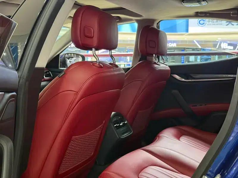 2014 Ghibli 3.0T Standard Edition — миниатюра 17