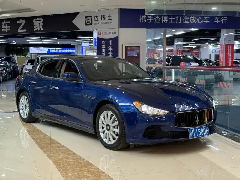 2014 Ghibli 3.0T Standard Edition — миниатюра 3