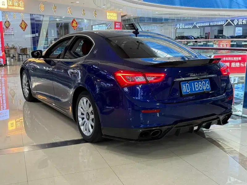 2014 Ghibli 3.0T Standard Edition — миниатюра 4