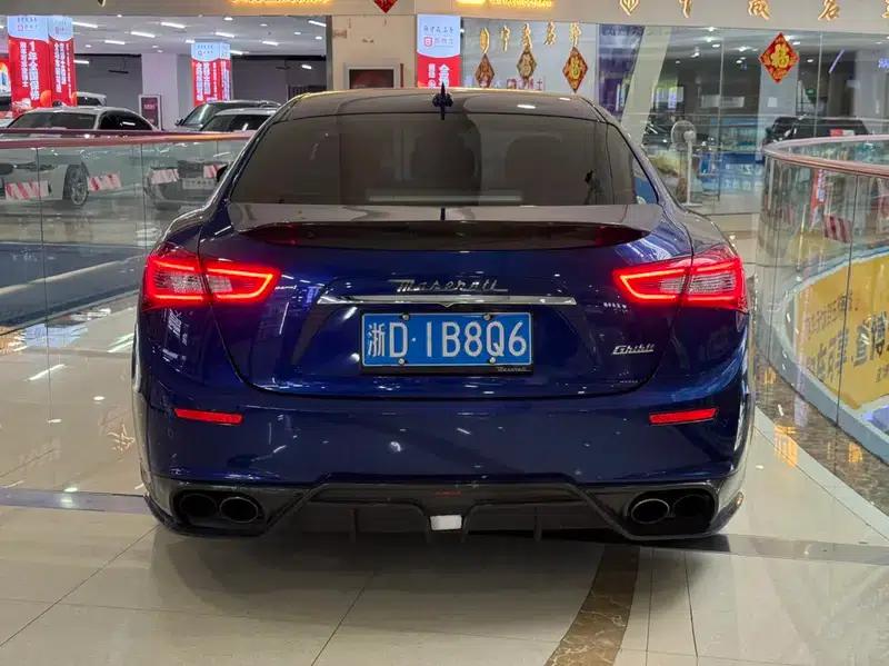 2014 Ghibli 3.0T Standard Edition — миниатюра 5