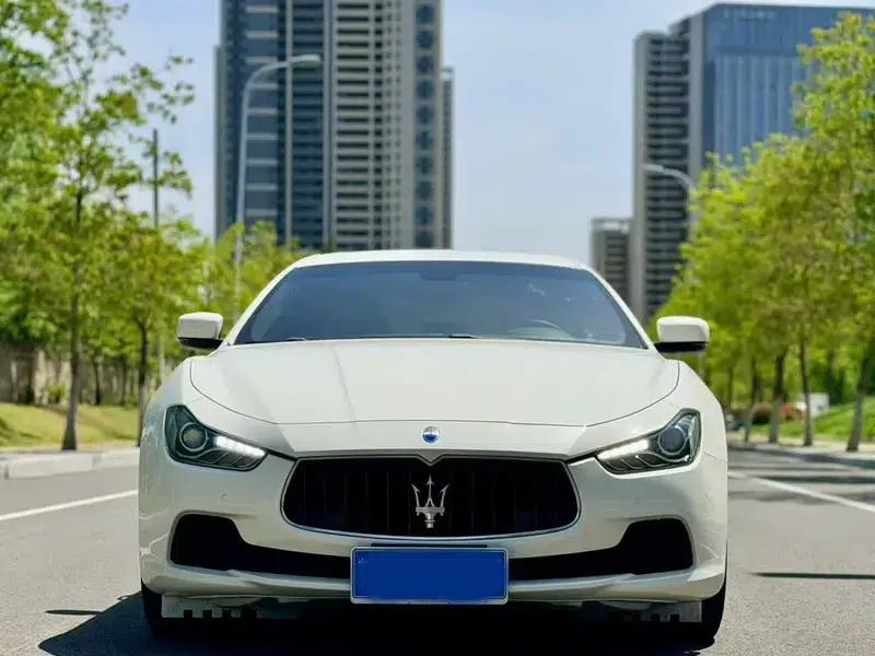 2014 Ghibli 3.0T Standard Edition — миниатюра 2