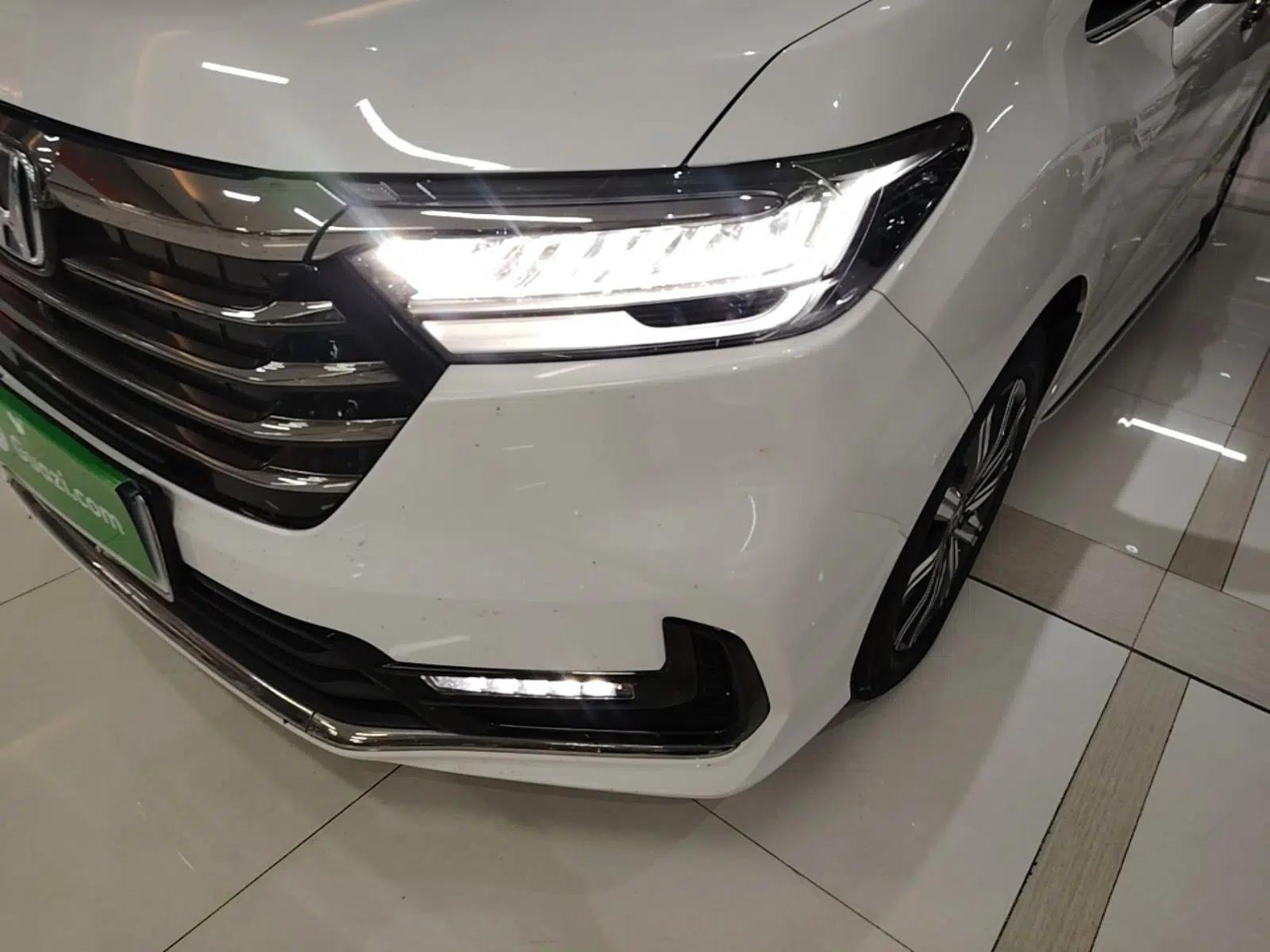Honda Odyssey 2024 2.0L eHEV Sharp & Enjoy Edition — миниатюра 8