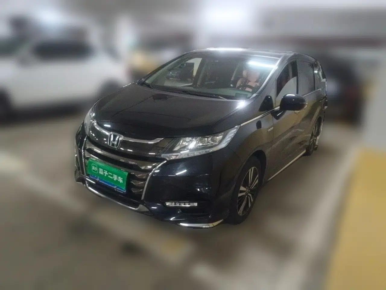 Honda Odyssey 2021 2.0L Rui·Luxury Edition — миниатюра 1