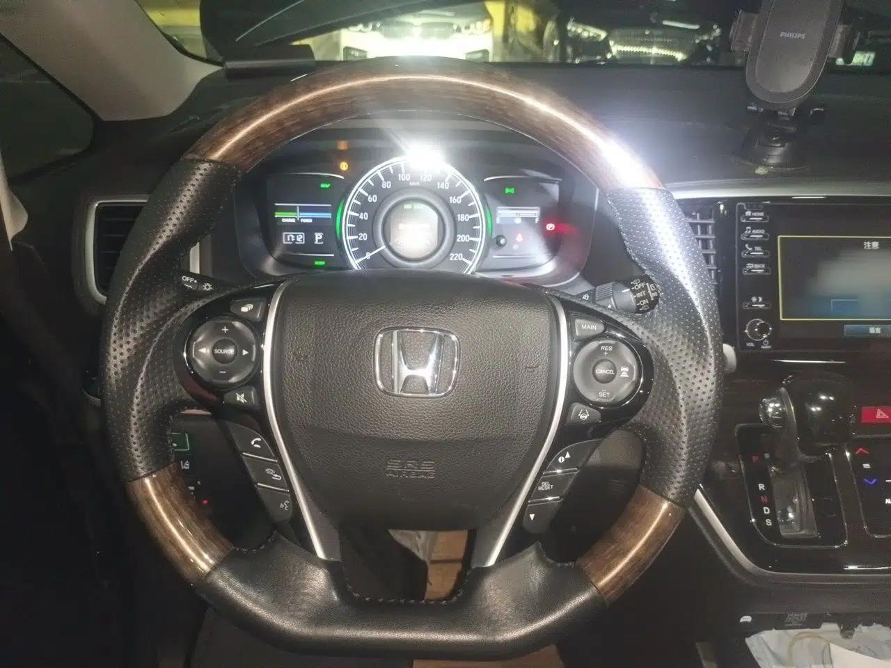 Honda Odyssey 2021 2.0L Rui·Luxury Edition — миниатюра 10