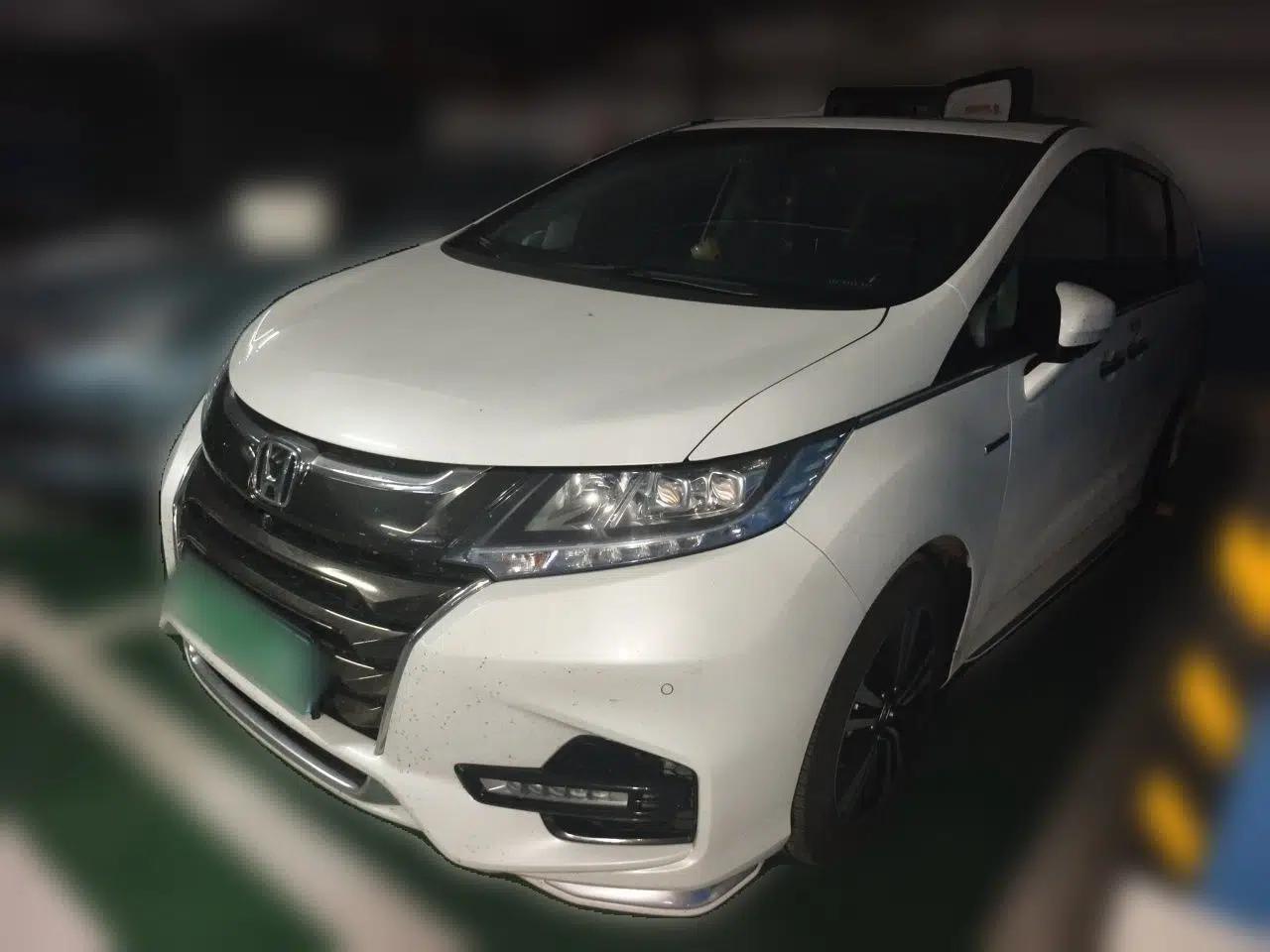 Honda Odyssey 2019 2.0L Rui·Zhi Zhen Edition — миниатюра 1