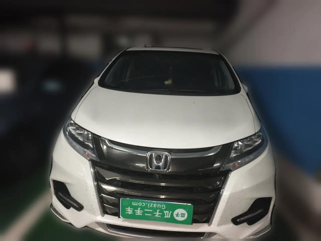 Honda Odyssey 2019 2.0L Rui·Zhi Zhen Edition — миниатюра 2