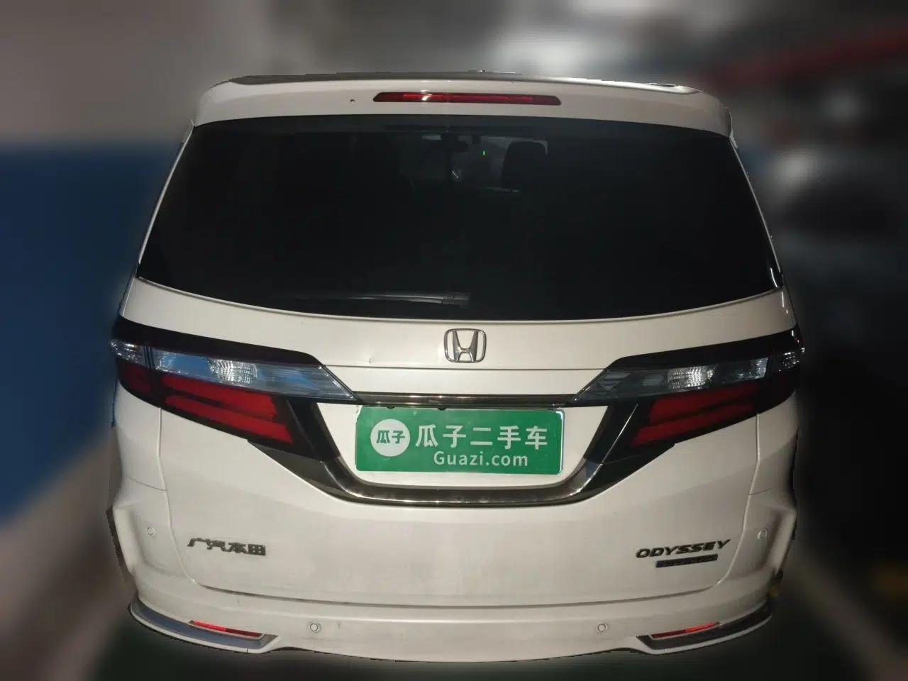 Honda Odyssey 2019 2.0L Rui·Zhi Zhen Edition — миниатюра 3