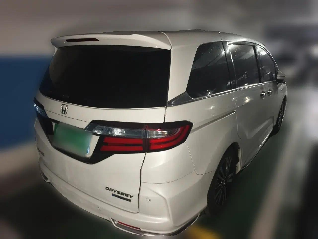 Honda Odyssey 2019 2.0L Rui·Zhi Zhen Edition — миниатюра 4