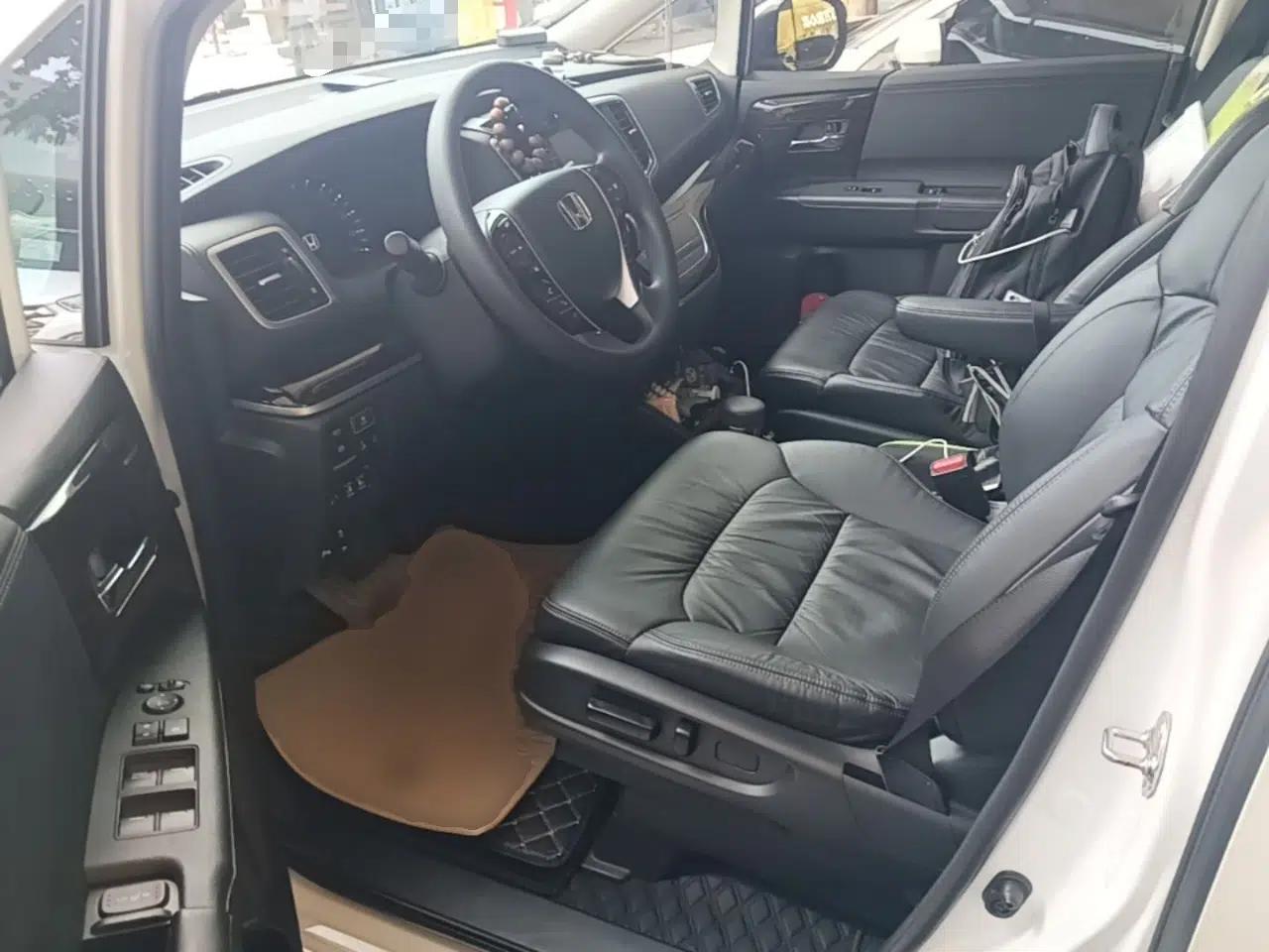 Honda Odyssey 2021 2.0L Rui·Smart Edition — миниатюра 18