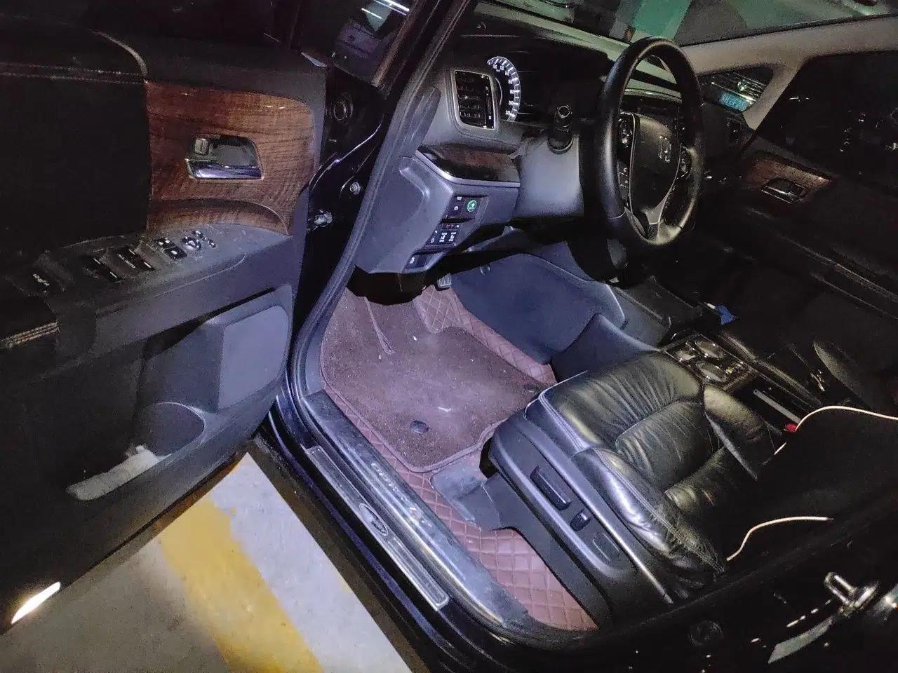 Honda Odyssey 2015 2.4L Supreme Edition — миниатюра 16