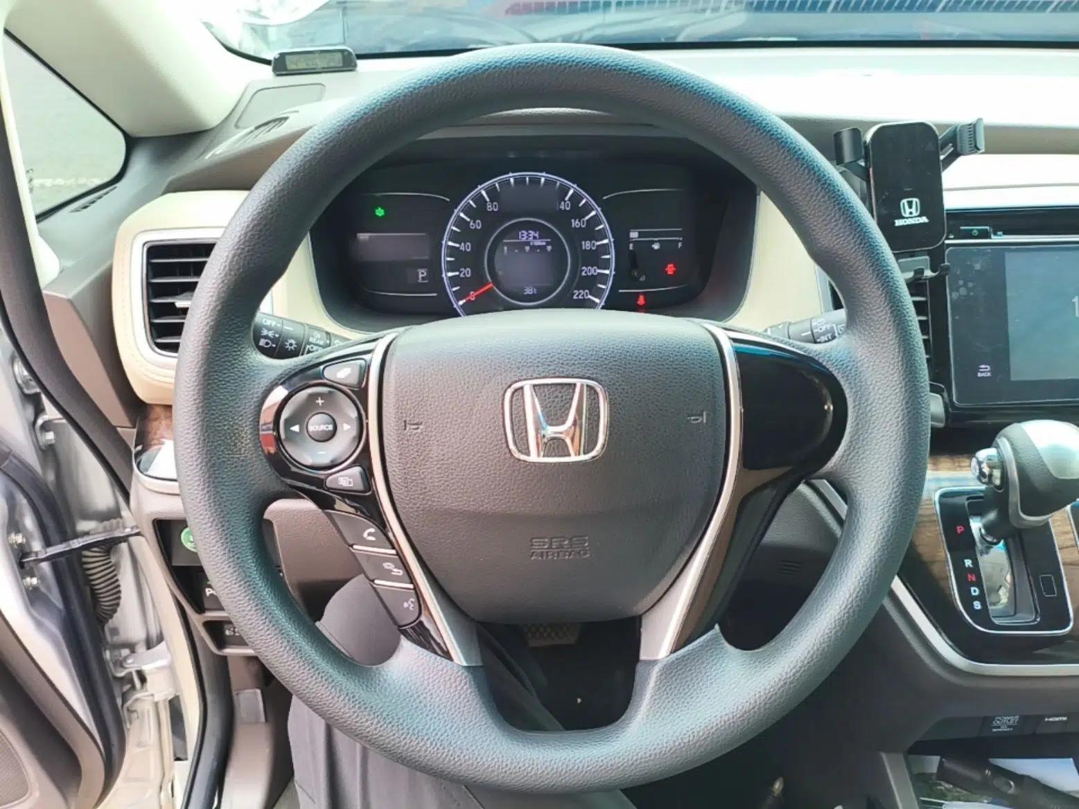 Honda Odyssey 2015 Revised 2.4L Luxury Edition — миниатюра 13