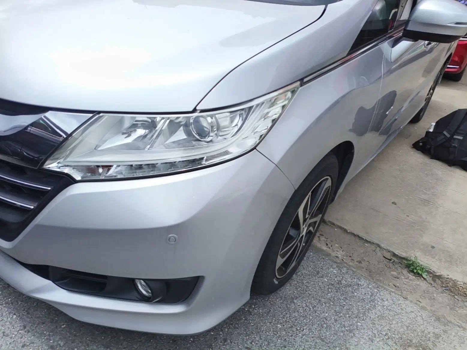Honda Odyssey 2015 Revised 2.4L Luxury Edition — миниатюра 8