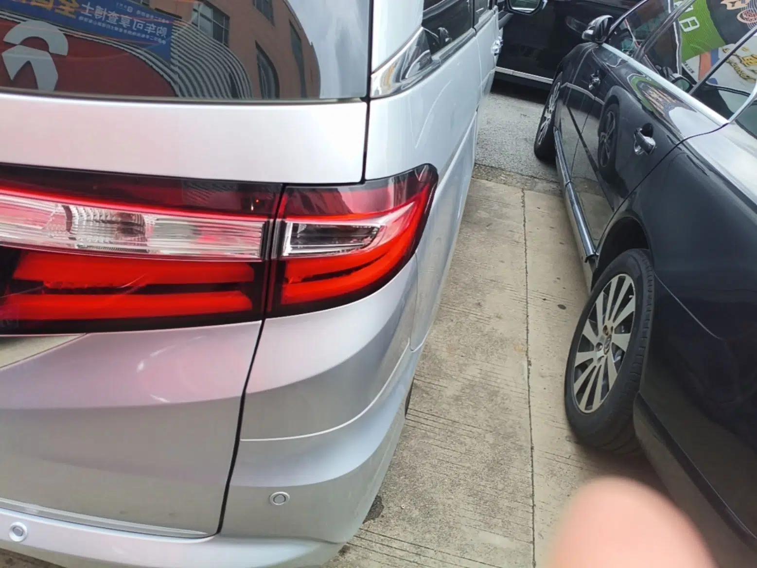 Honda Odyssey 2015 Revised 2.4L Luxury Edition — миниатюра 9
