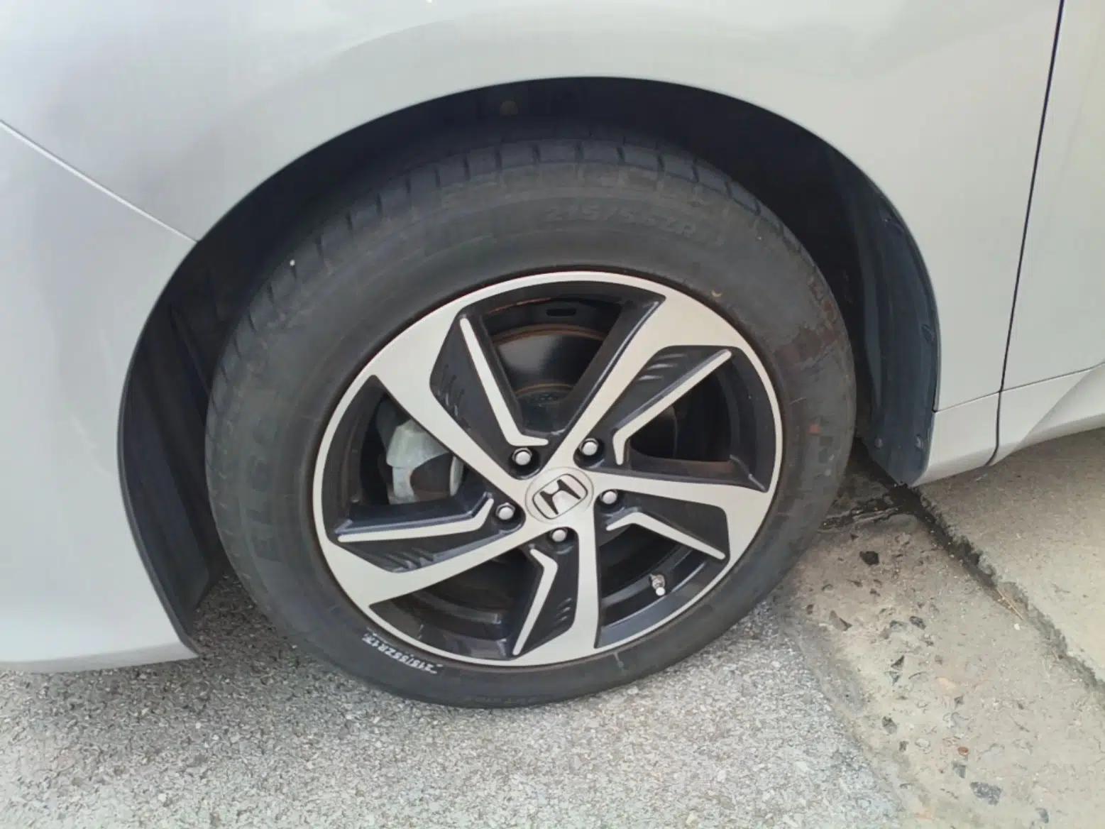 Honda Odyssey 2015 Revised 2.4L Luxury Edition — миниатюра 10