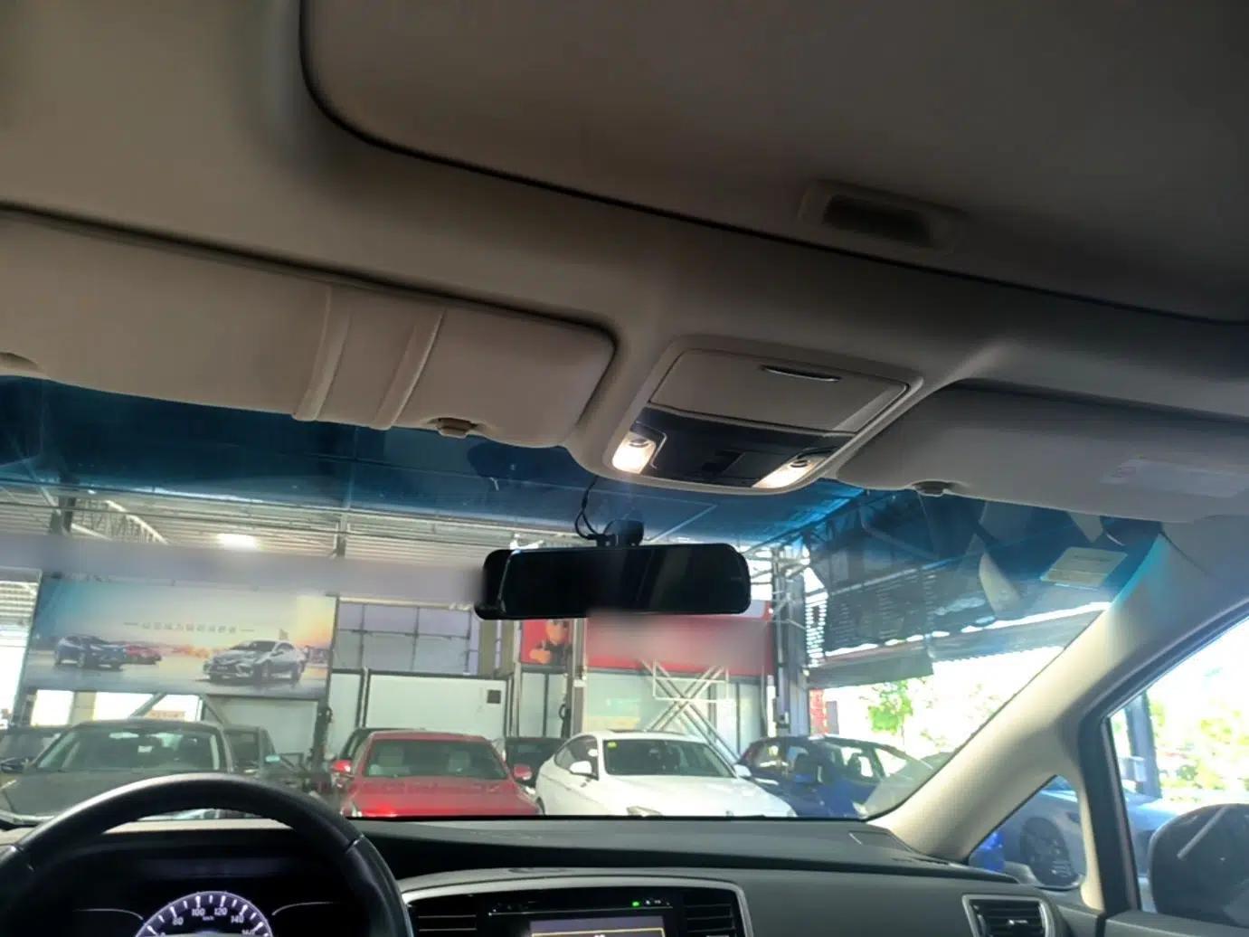 Honda Odyssey 2015 2.4L Smart Edition — миниатюра 21