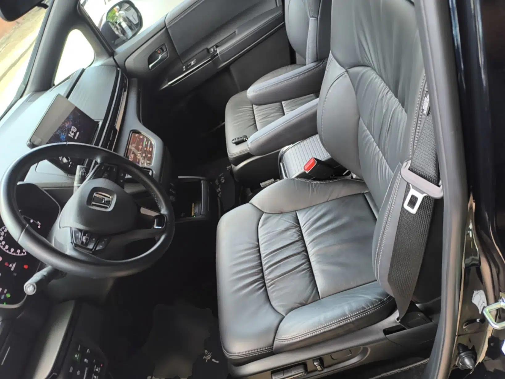Honda Odyssey 2024 2.0L eHEV Sharp·Luxury Edition — миниатюра 17