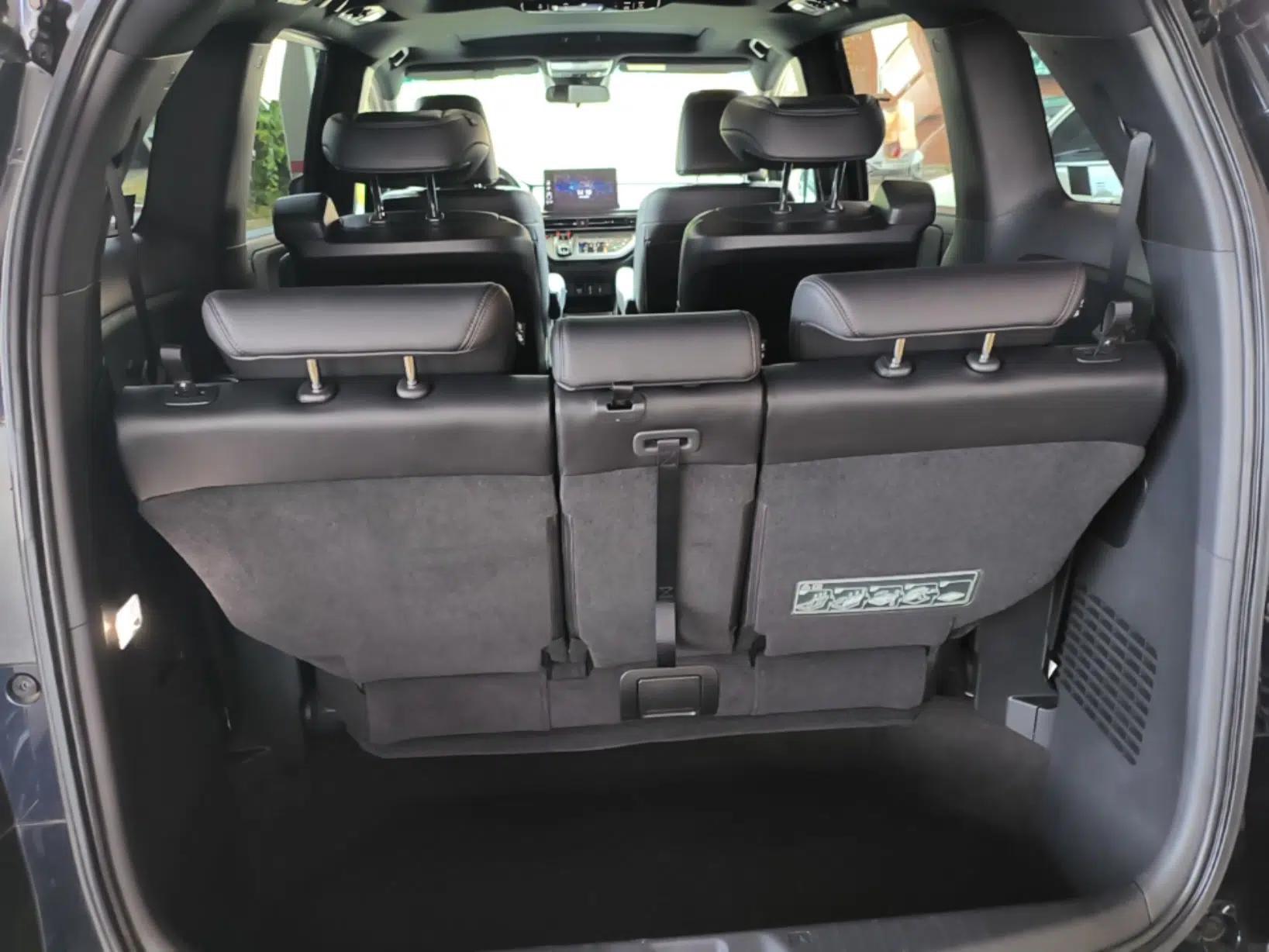 Honda Odyssey 2024 2.0L eHEV Sharp·Luxury Edition — миниатюра 22
