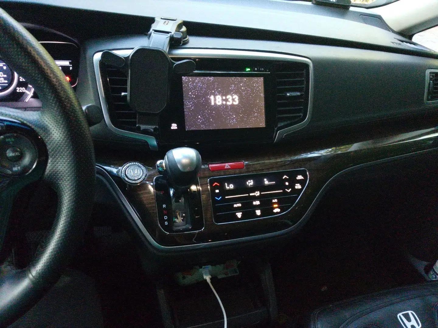 Honda Odyssey 2015 2.4L Smart Edition — миниатюра 13