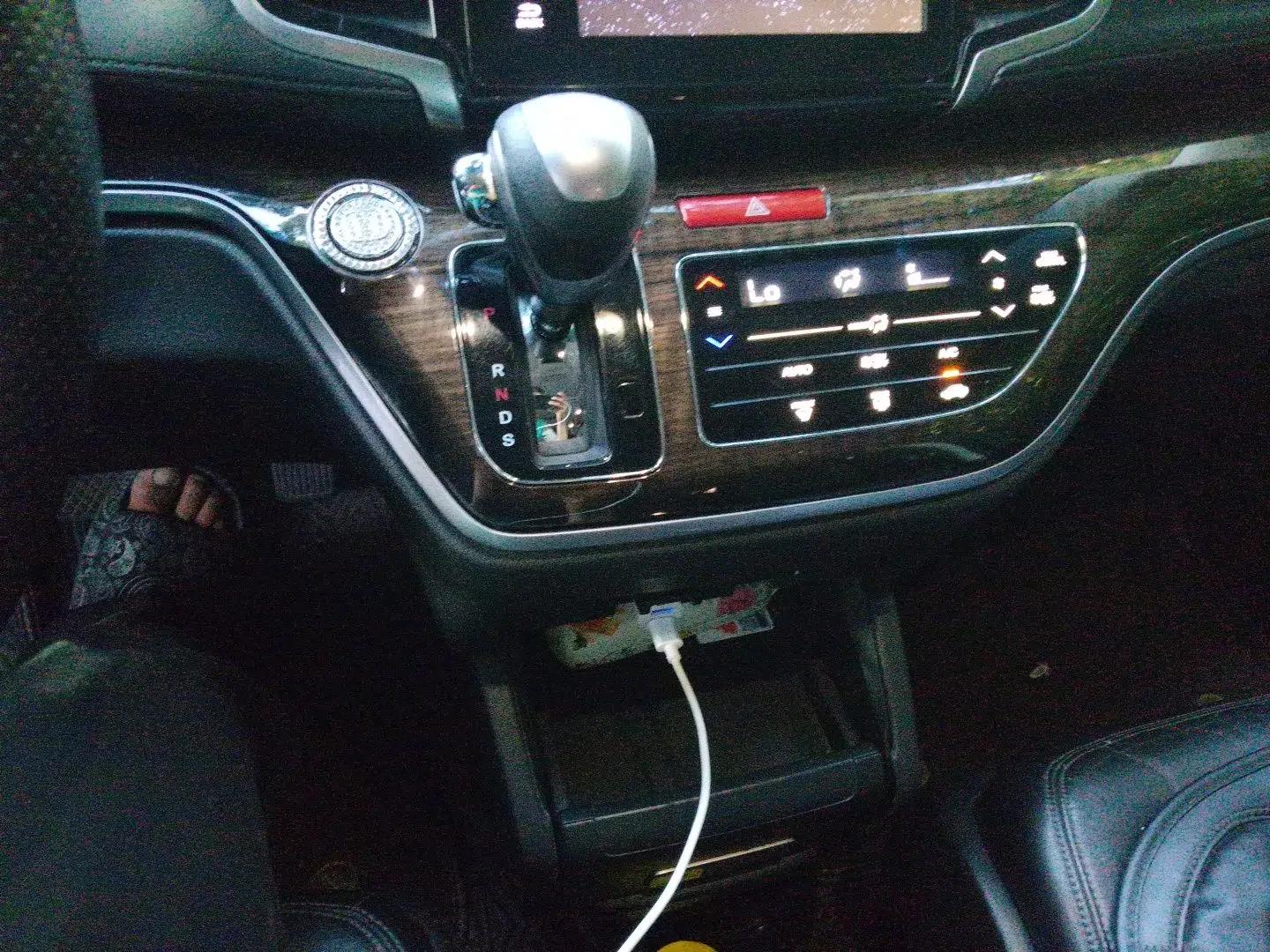 Honda Odyssey 2015 2.4L Smart Edition — миниатюра 14