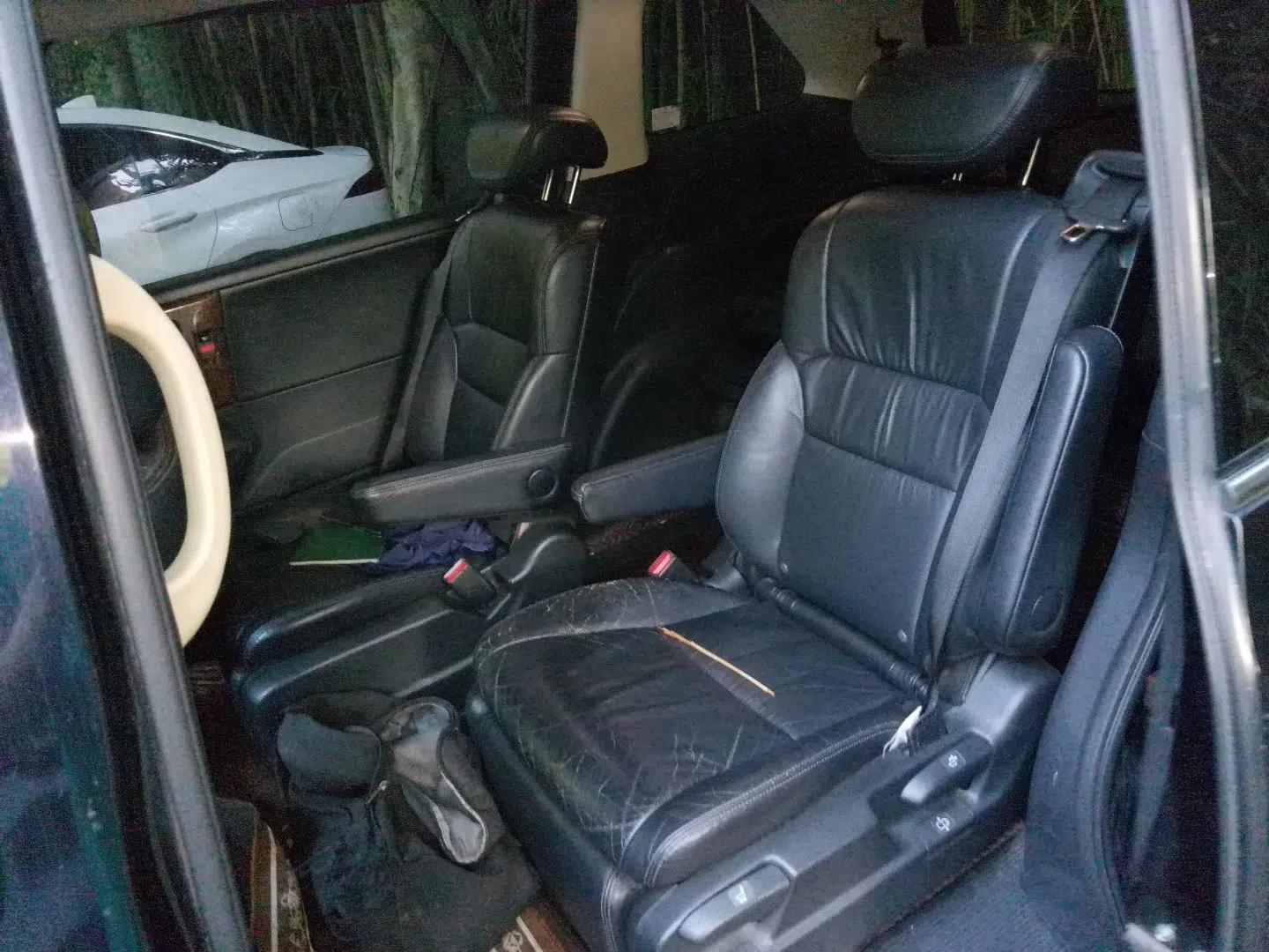 Honda Odyssey 2015 2.4L Smart Edition — миниатюра 17