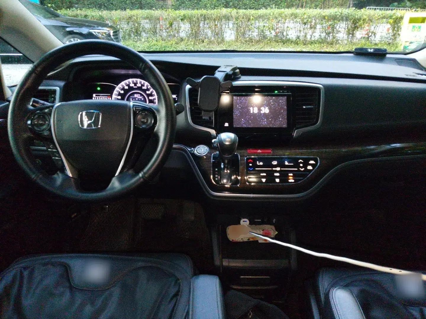 Honda Odyssey 2015 2.4L Smart Edition — миниатюра 9