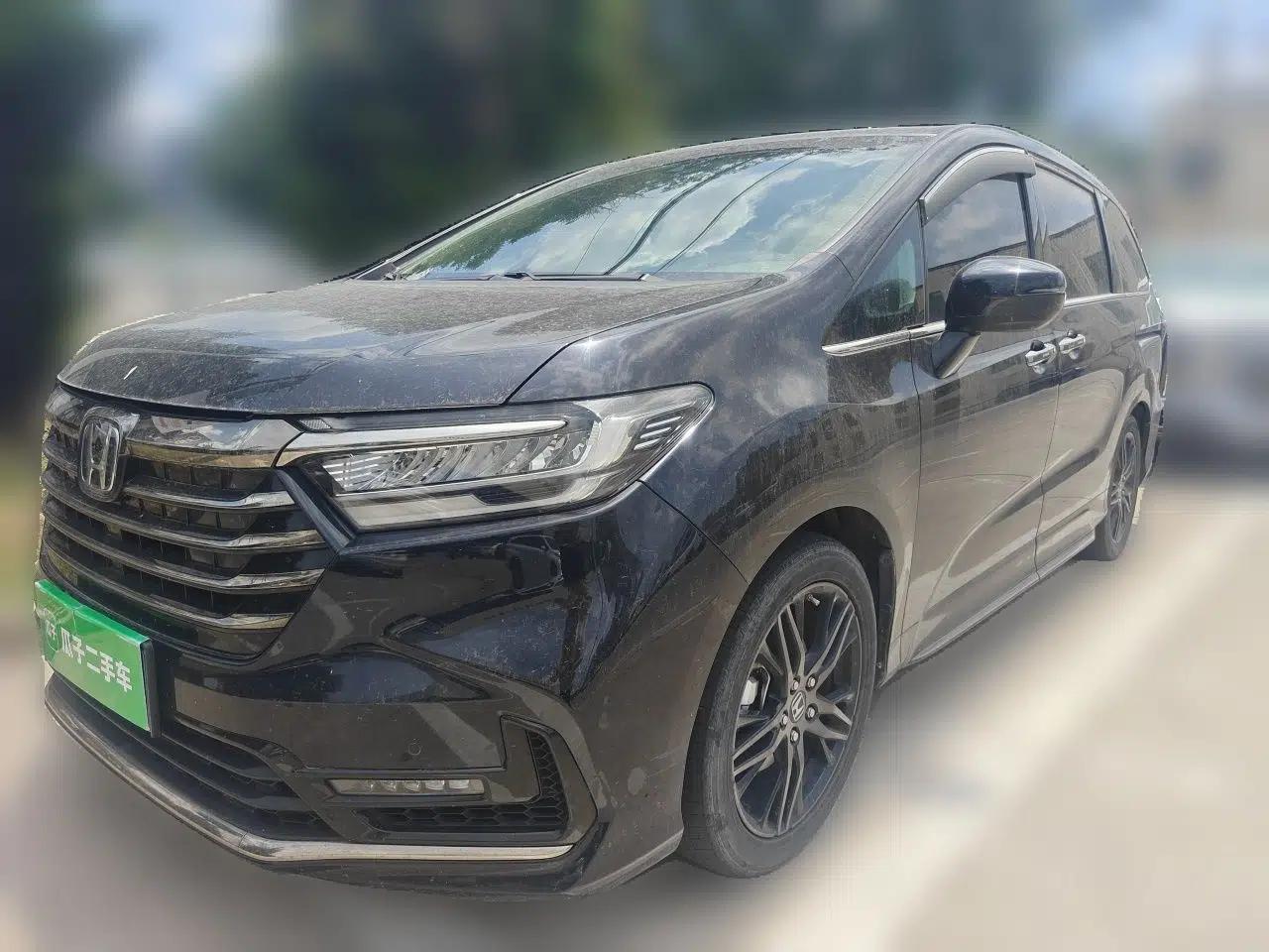 Honda Odyssey 2022 2.0L eHEV Sharp·Luxury Edition — миниатюра 1