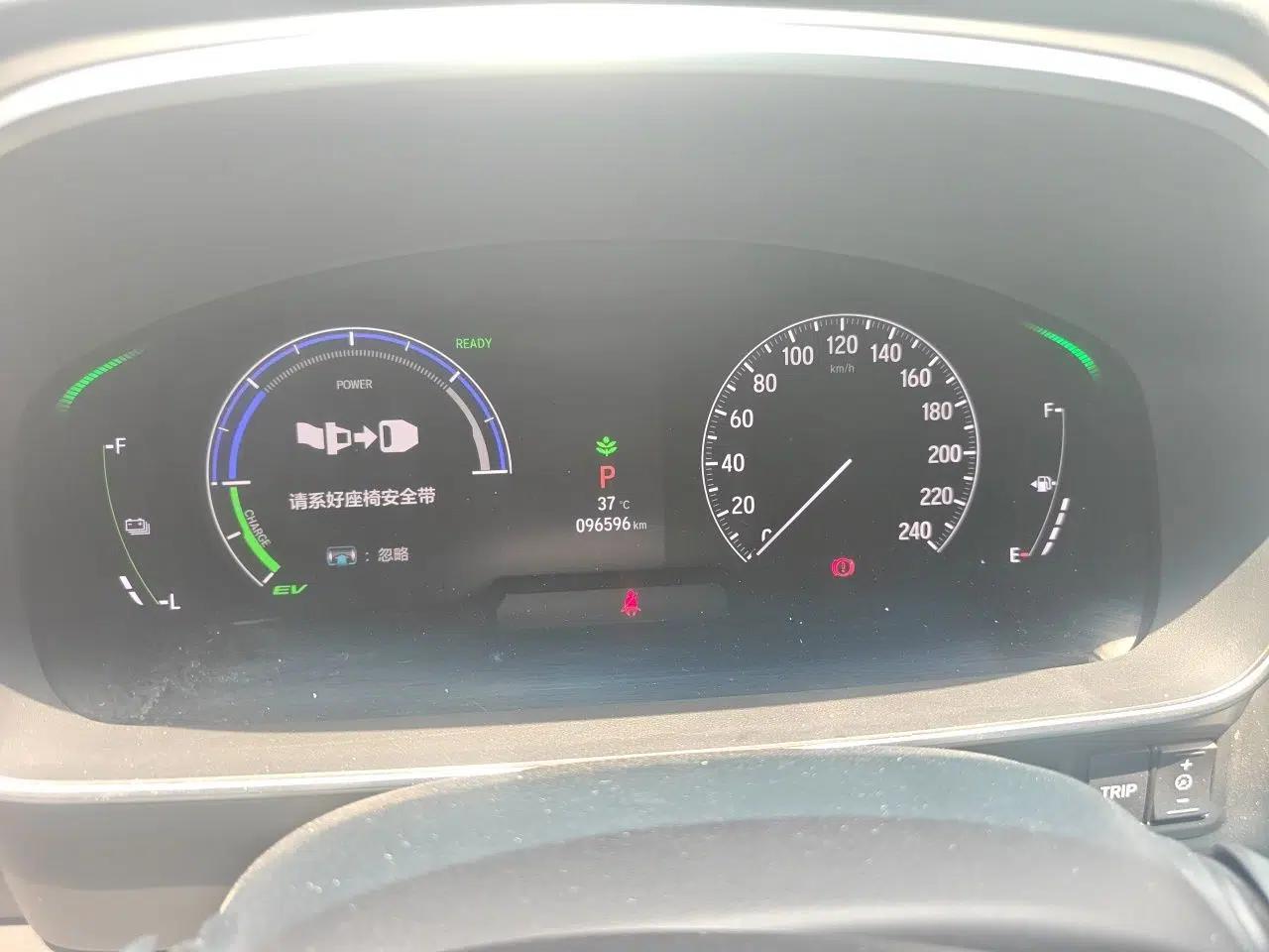Honda Odyssey 2022 2.0L eHEV Sharp·Luxury Edition — миниатюра 11
