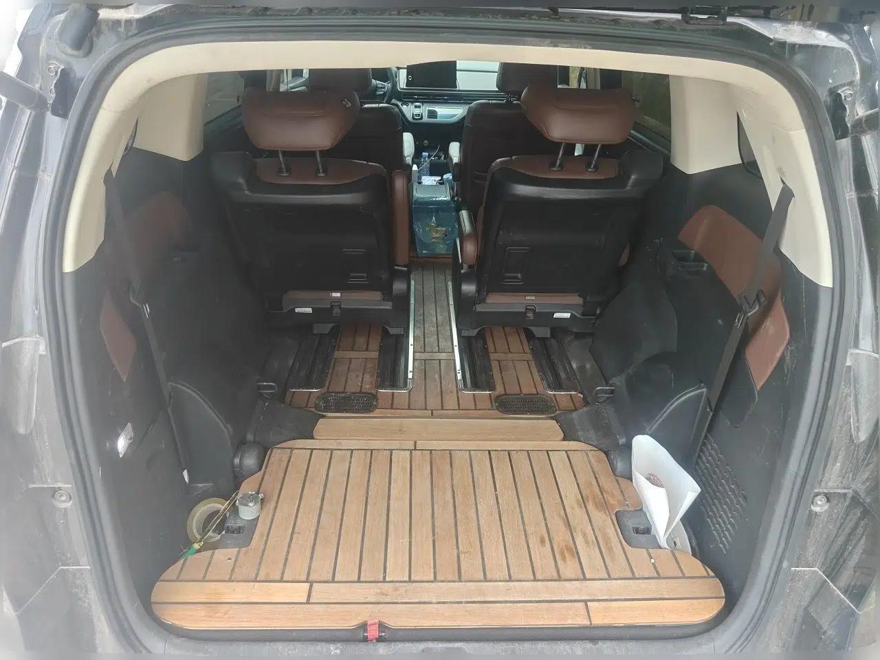 Honda Odyssey 2022 2.0L eHEV Sharp·Luxury Edition — миниатюра 19