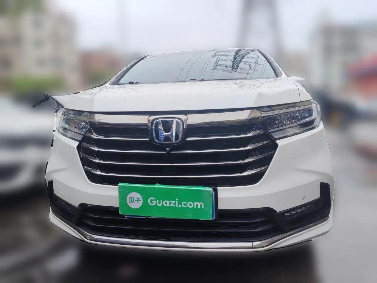 Honda Odyssey 2022 2.0L eHEV Sharp Enjoyment Edition — миниатюра 2
