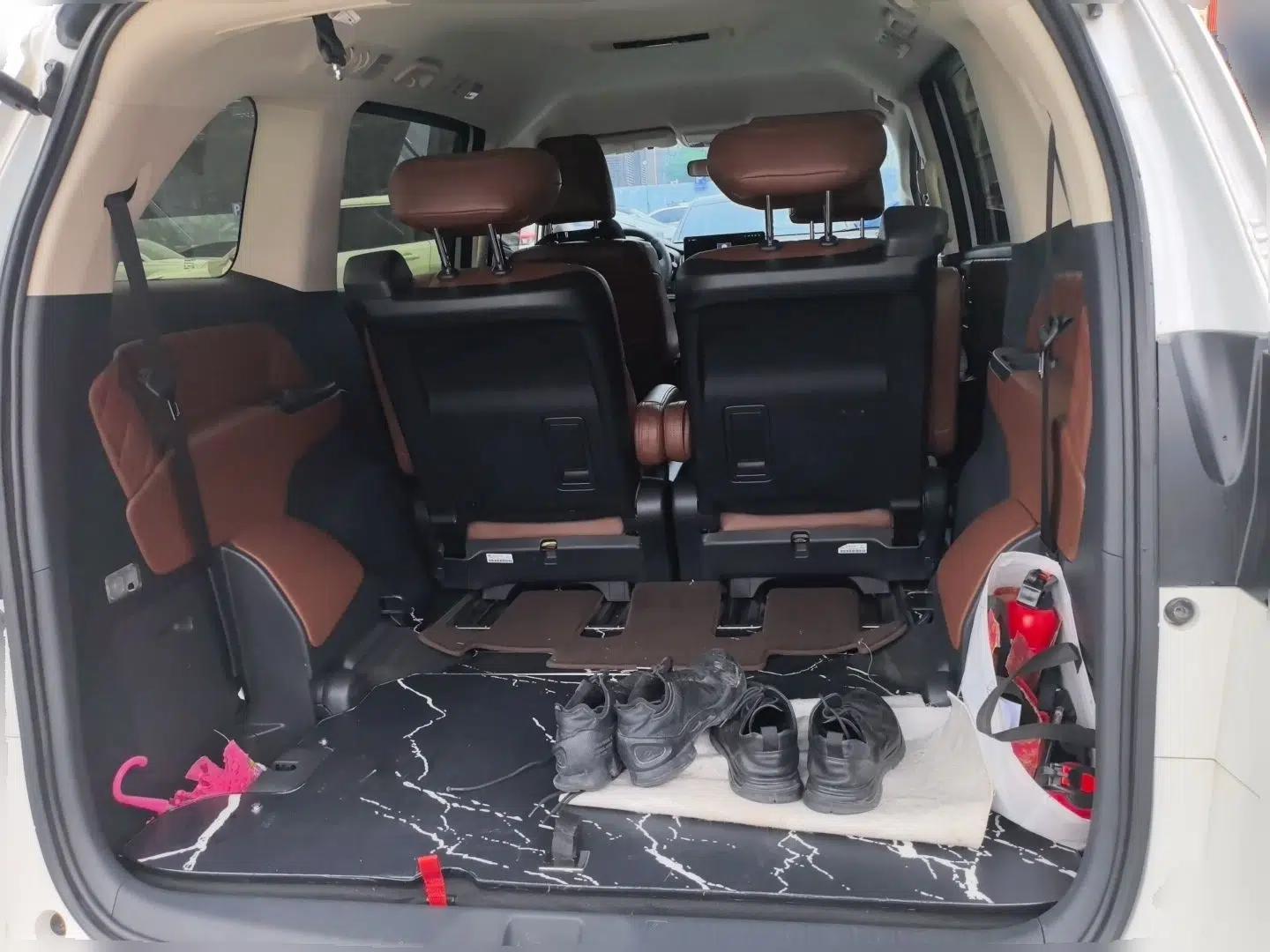 Honda Odyssey 2024 2.0L eHEV Sharp & Enjoy Edition — миниатюра 19