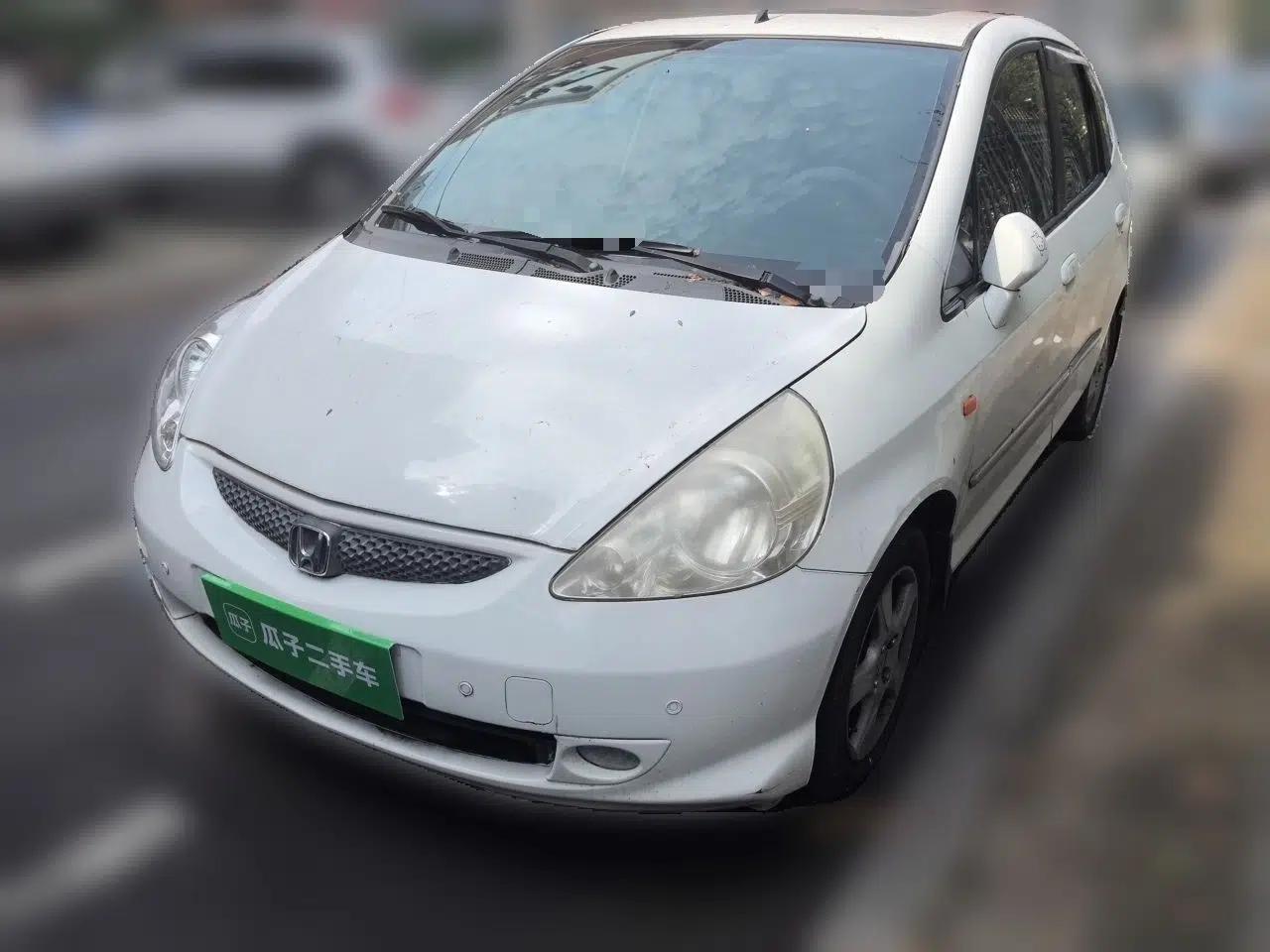 Honda Fit 2004 1.5L CVT — миниатюра 1