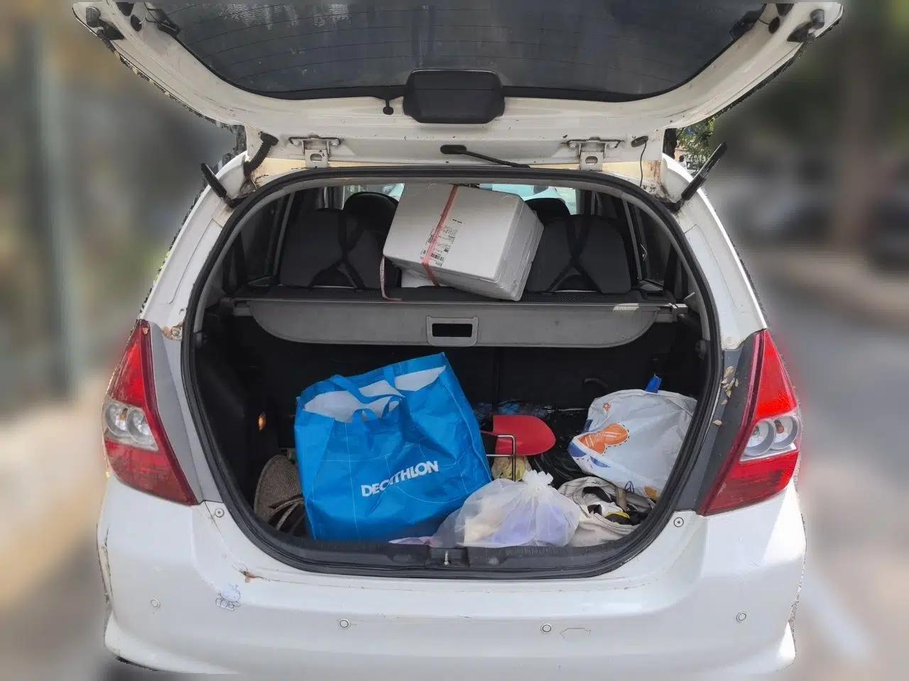 Honda Fit 2004 1.5L CVT — миниатюра 19