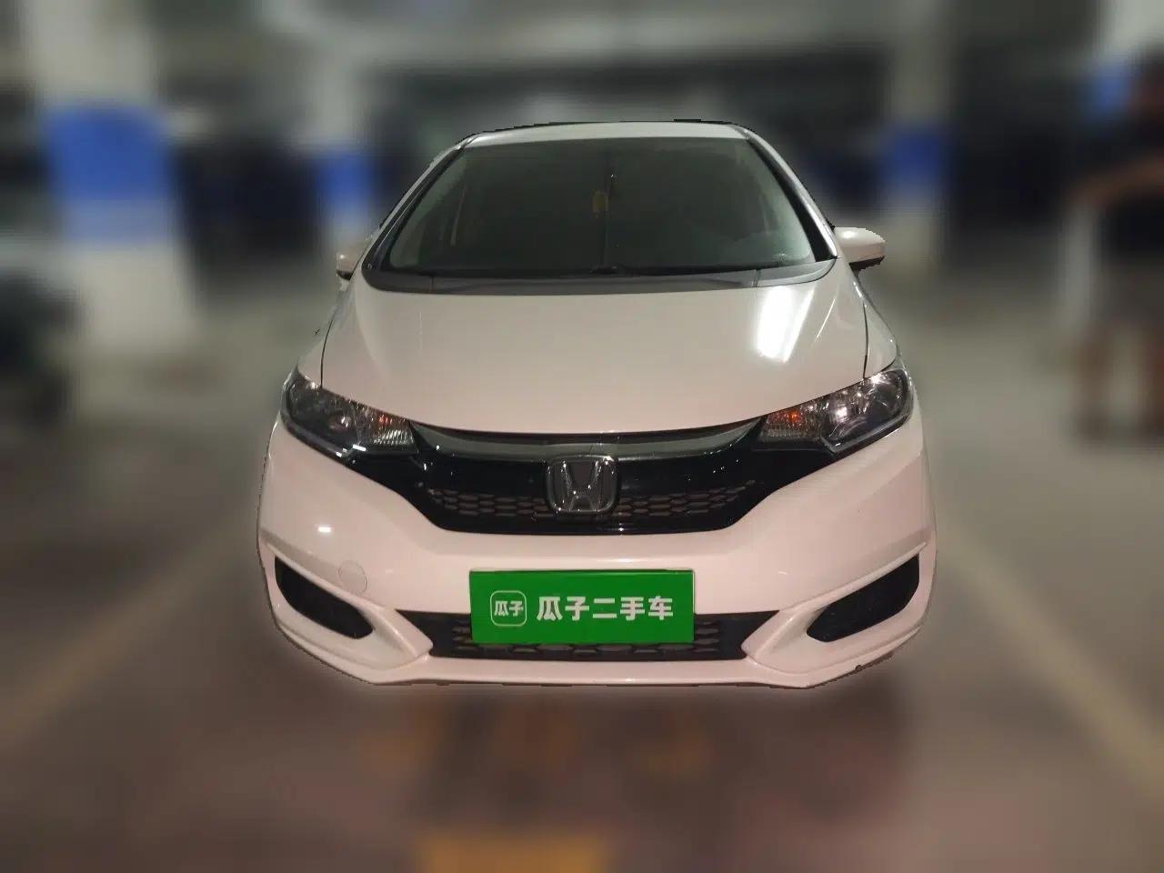 Honda Fit 2018 1.5L CVT Comfort Version — миниатюра 2