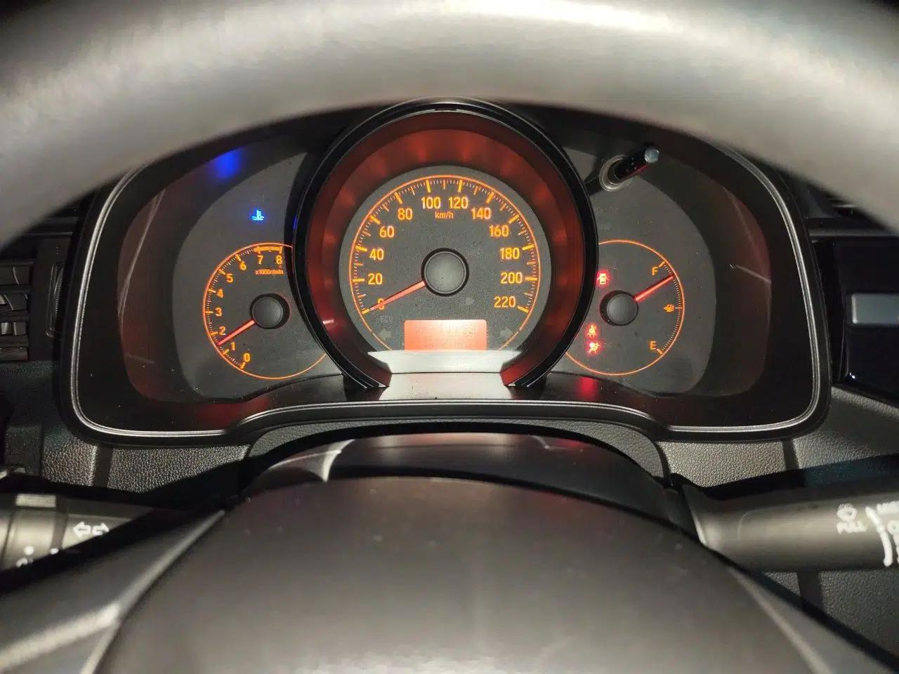 Honda Fit 2018 1.5L CVT Comfort Version — миниатюра 11