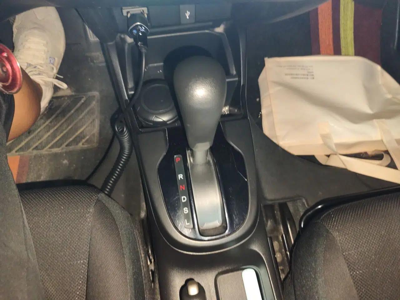 Honda Fit 2018 1.5L CVT Comfort Version — миниатюра 14