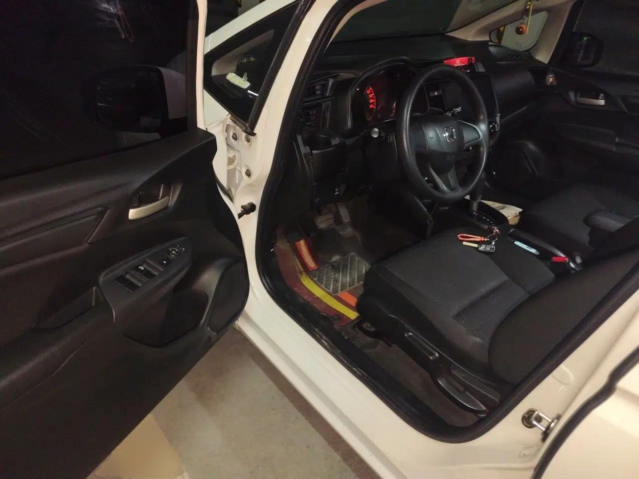 Honda Fit 2018 1.5L CVT Comfort Version — миниатюра 16
