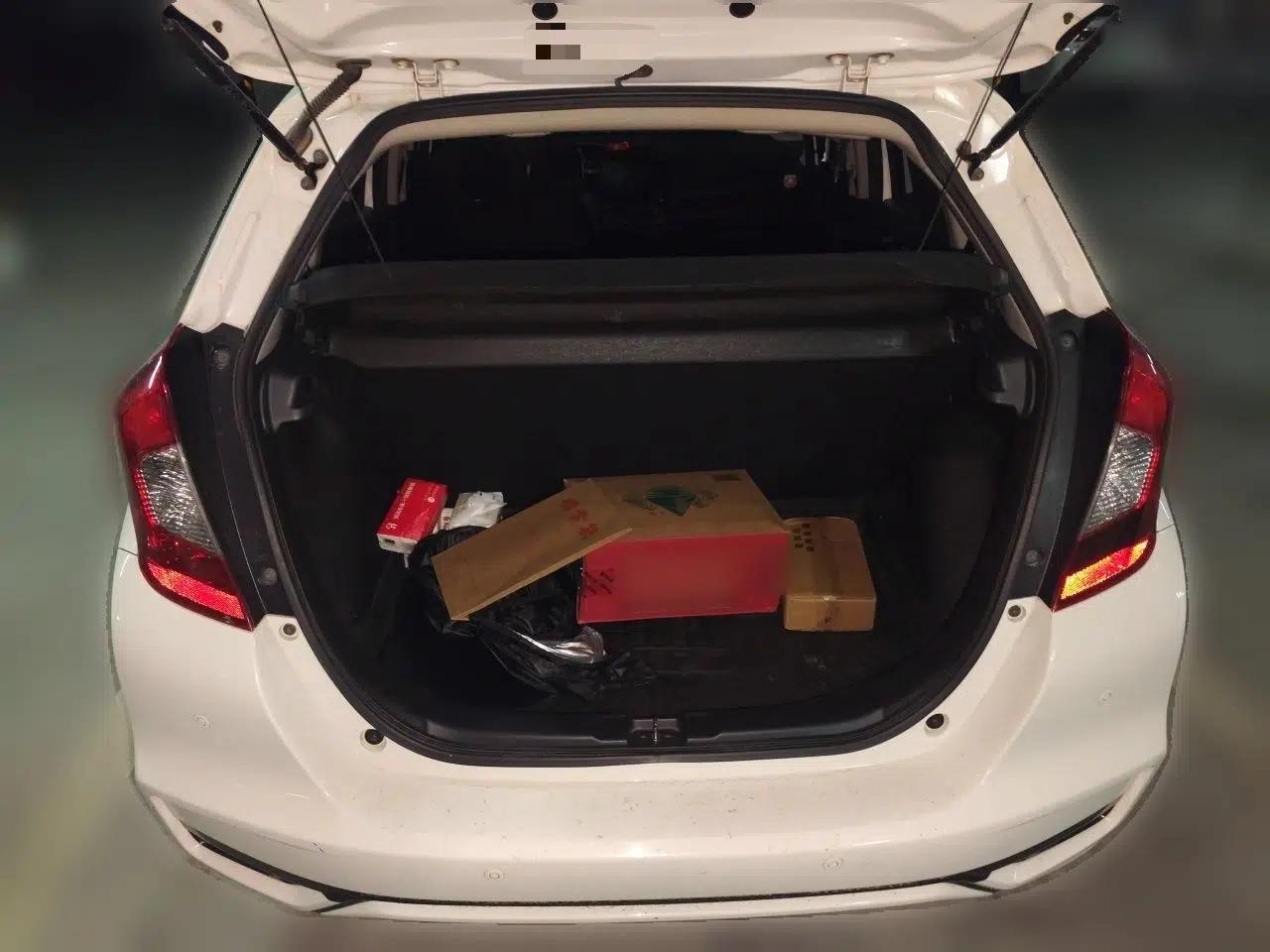 Honda Fit 2018 1.5L CVT Comfort Version — миниатюра 19