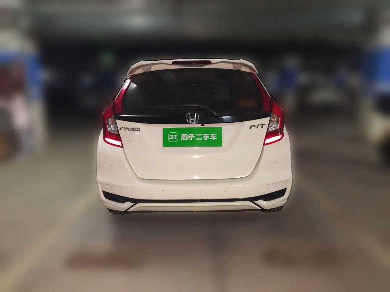 Honda Fit 2018 1.5L CVT Comfort Version — миниатюра 5
