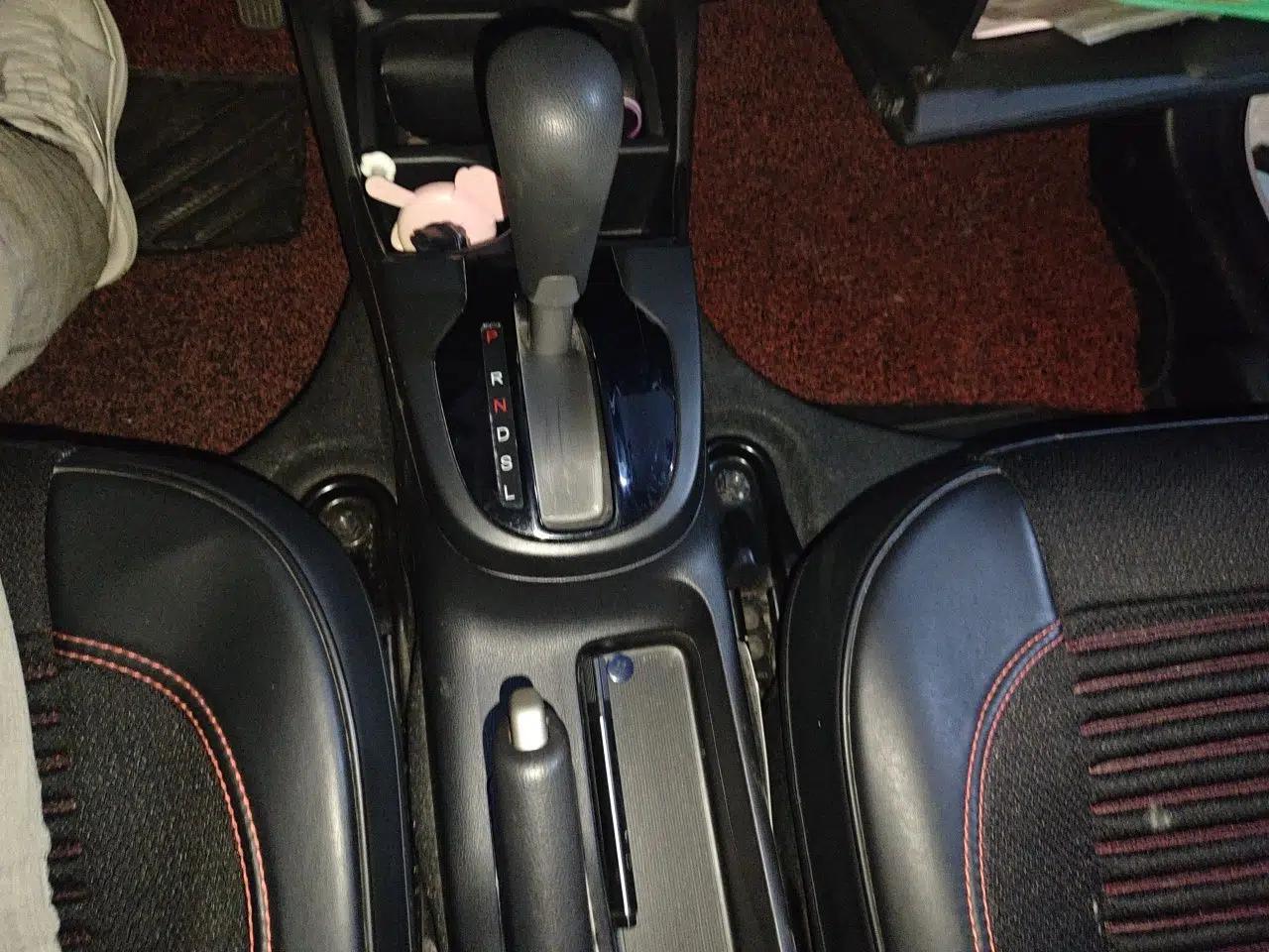 Honda Fit 2014 1.5L LX CVT Comfort Model — миниатюра 14